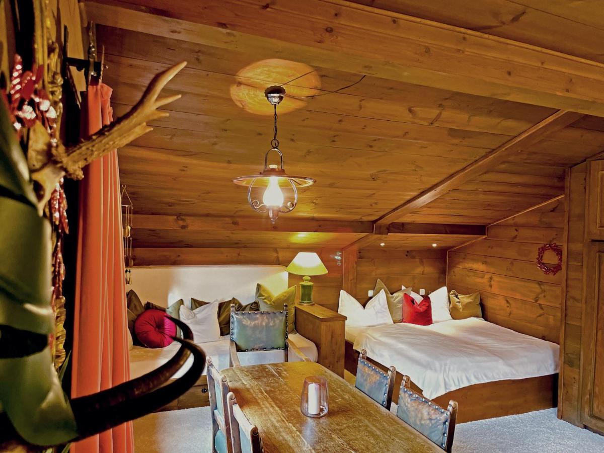 Goldspecht - Boho Appartements Saalbach-Hinterglemm Esterno foto