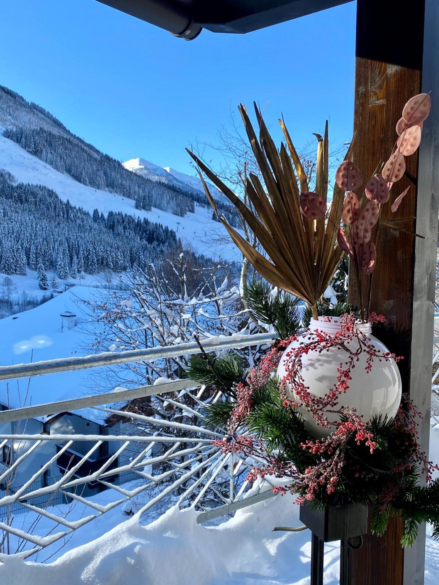 Goldspecht - Boho Appartements Saalbach-Hinterglemm Esterno foto